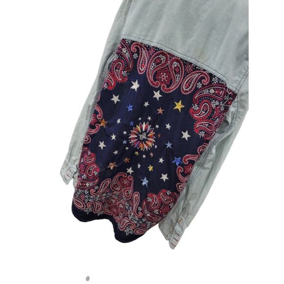 Free People Bandana Bandit Button Long Sleeve Shirt Button Up Denim Size Small - Picture 7 of 11